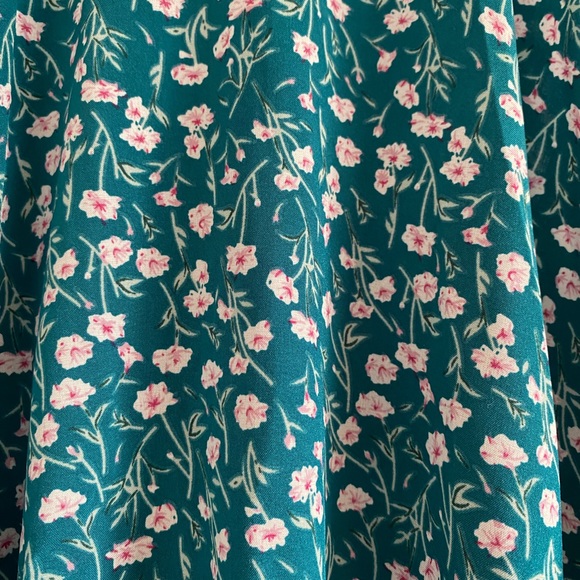 Shein Curve High Neck Floral Sleeveless Dress 1X - Picture 3 of 6